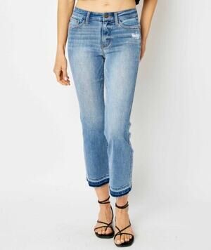Judy Blue Women’s Cropped Boot Cut Jeans Size 27 Medium Wash